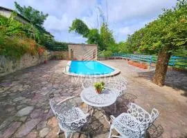 Casa Cantinho da Paz, seu lazer completo, churrasqueira, piscina e muita tranquilidade