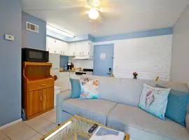Unit 104 - 1br Unit Wheated Pool And Hot Tub