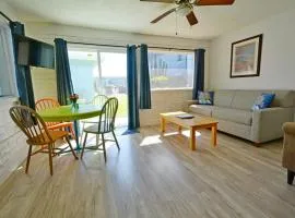 Unit 109 -1br Apt Oceanfront Complex With Pool