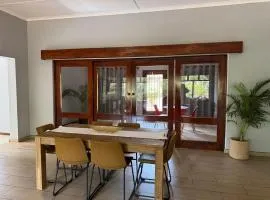 Emoyeni Malelane Lodge