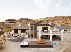 Citadel by Fieldtrip 5bd Boulder Estate w Amenities