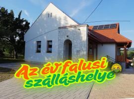 Zempléni Tündérkert vendégház，位于Füzérkomlós的酒店