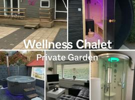 Wellness chalet Putten Hottub & Sauna in het bos，位于皮滕的酒店