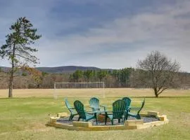 4 Mi to Great Barrington Berkshires Retreat!