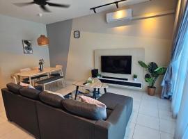 CozyHome - 3 bedroom Town House with unlimited free Wi-Fi，位于实兆远的酒店
