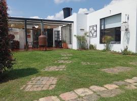 Casa mirador al cerro del águila，位于索波的酒店