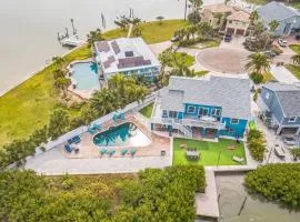 Luxury Waterfront Paradise - Heated Pool - Pets OK