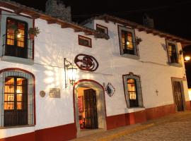 Hotel Casona de Manzano，位于塔帕尔帕的酒店