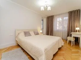 Central Park Rose Valley Rooms Комнаты у Парка Долина Роз