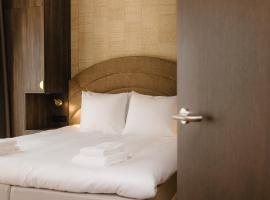 Hotel Philippe Suites I Kloeg Collection，位于菲律宾的酒店