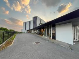 真常寺読谷サロン，位于读谷村的酒店