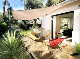 Maison entre forêt et océan - piscine et tennis