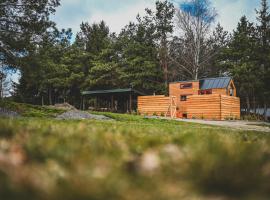 Tiny house s wellness，位于Nové Hrady的别墅