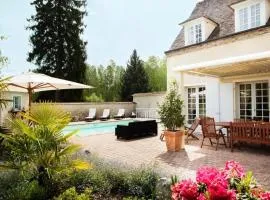 Belle maison à Houx avec piscine privée