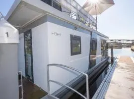 Hausboot "See-Treff"