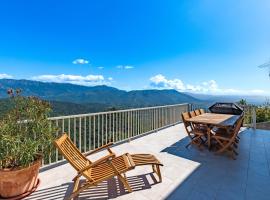 Casa Ultima - Superbe vue proche Ajaccio，位于Sarrola-Carcopino的酒店