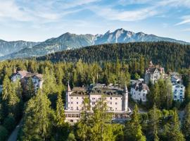 Romantik Hotel Schweizerhof & Spa，位于弗利姆斯的酒店