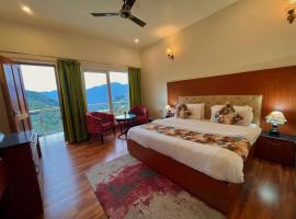 Hotel Kempty Boutique, Mussoorie - A Four Stay Luxury Retreat，位于穆索里的酒店
