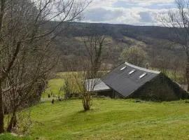 Charming Barn Conversion - Idyllic Rural Retreat- Pet Friendly