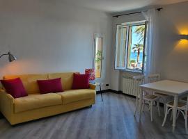 Casa Clelia, esclusivo frontemare a Varazze，位于瓦拉泽的酒店