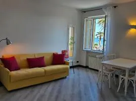 Casa Clelia, esclusivo frontemare a Varazze