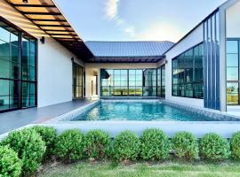 Chomnok Chomna Pool villa，位于Ban Wak的酒店