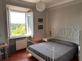 Toscana in Città - Ampio APT immerso nella natura