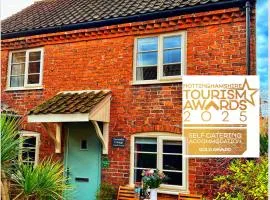 Southwell Holiday Cottage - Lavender Cottage