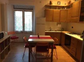 J02 - Jesi, quadrilocale piano terra con giardino