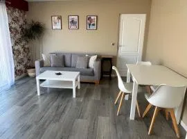 Spacieux 2 pièces à 30mn de Nice