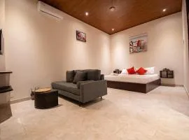 Surfside Apartments - Playa Carmen