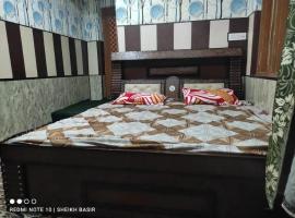 Hotel sindh view and restaurant，位于Kulan的酒店