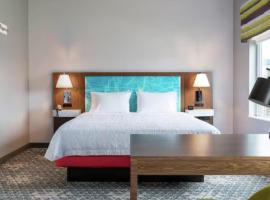 Hampton Inn & Suites By Hilton Port Clinton Catawba Island，位于克林顿港的酒店