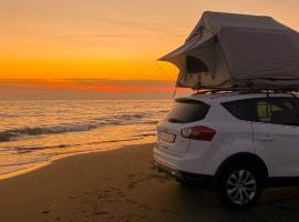 Tirana Car Camping，位于Tirane/Rinas的豪华帐篷