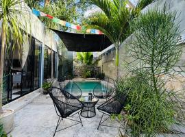 Casa Ramon Merida 2 BR AC Private Pool Centro，位于梅里达的酒店