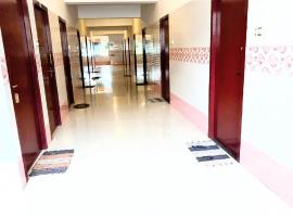 PALLIYARAI GARDENS LODGE AND HOMESTAy，位于帕拉尼的酒店