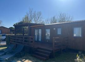 Camping les dunes 5 étoiles mobil home 6 personnes A14，位于托尔雷莱的酒店