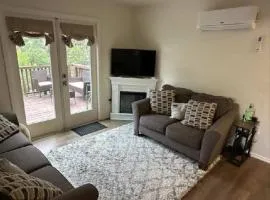 Full House or Studio Suite with Breath Taking Views in Old Bisbee