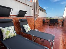 Nueva CASA PRIVADA con PATIO y SOLARIUM，位于科尔多瓦的酒店