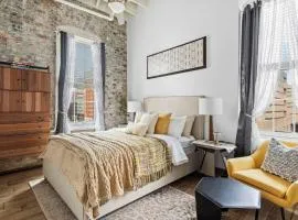 Downtown Free Parking Garage - 5 min walk OTR