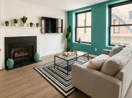 King Suite - Dream Loft Playhouse Square, R&R HoF