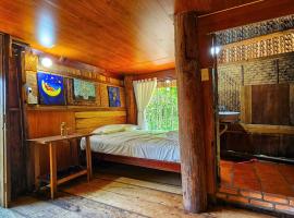 Cat Tien Eco Lodge，位于Tân Phú的山林小屋