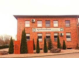 Unterwegs ins Apartmenthaus ehemalige Apartmenthaus Unterwegs，位于罗斯托克的酒店