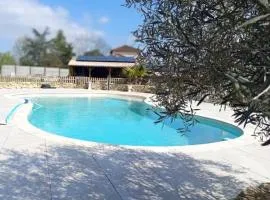Maison & dépendance 10 pers avec Piscine