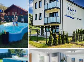 Luna Port w Rowach，位于罗威的酒店