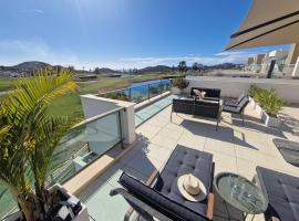 Penthouse Aguilon Golf，位于普尔皮的酒店
