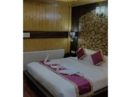 Hotel Shanu Premium，位于古尔马尔格的酒店
