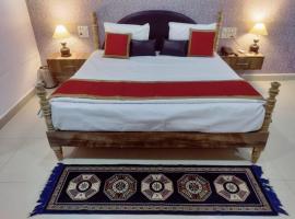 3 KNOT 1 Hotel