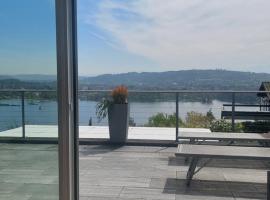 Private room Lake View，位于比尔的住宿