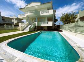 Seaside & Pool Apartments，位于Káto Ássos的酒店